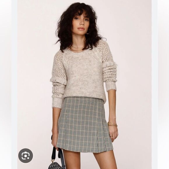 Heartloom plaid mini skirt.   Size M/L - Picture 11 of 11